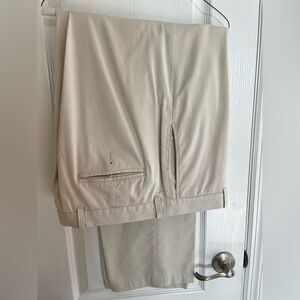Men’s Tommy Bahama Light Khaki Flat Front Pants